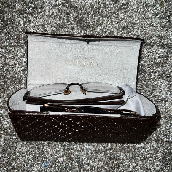 Gucci & Guess Frames & Eyeglass Case - Picture 8 of 10